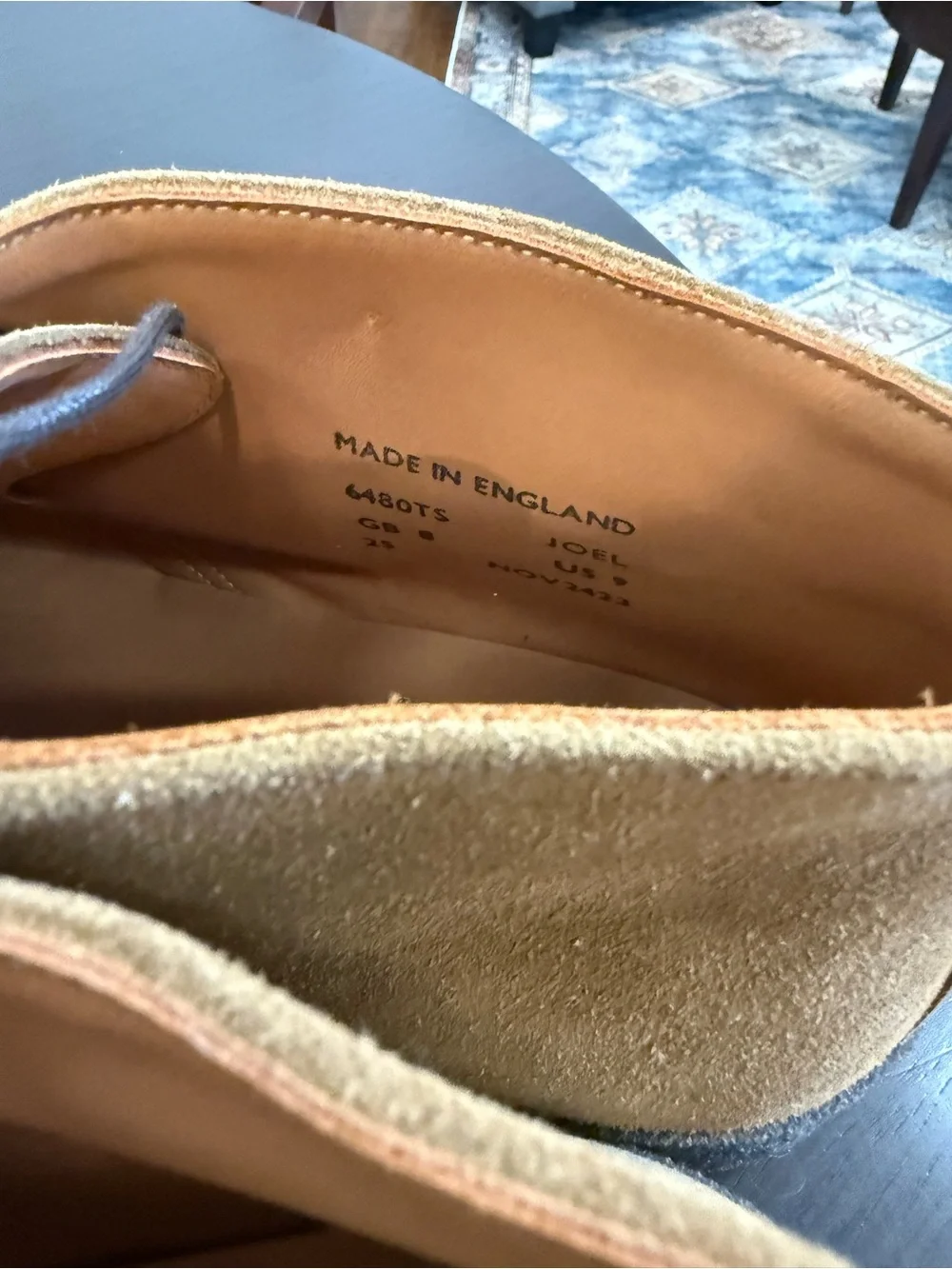 Sanders Men’s Suede Chukka Boots in Tan. New, unworn and in box. 8UK, 9US